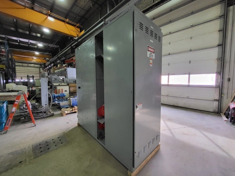 Federal Pioneer, 1200 Amps 4160 Volts Switchgear, Main Breaker & Tie Breaker w/ 2 Auxiliary Units, 2007 - Image 6
