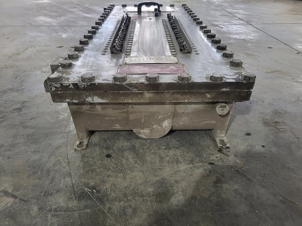 Appleton #XPE32252B.K133, 225 Amps, 120/208 Volts, 3 Phase, 42 Circuits Panelboard - Image 3