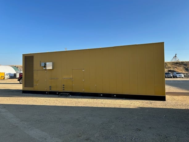 740 KW Caterpillar #G3516, Natural Gas Generator Set, 1200 RPM, 480 Volts, 992 HP CAT engine, 39,724 hours - Image 3