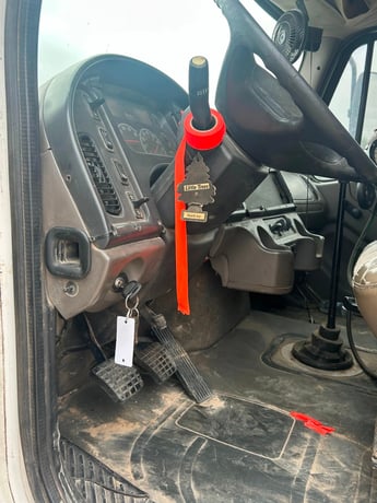 Freightliner #M2106, tubing tester, (Oilfield NDT equipment) 2009 - Image 9