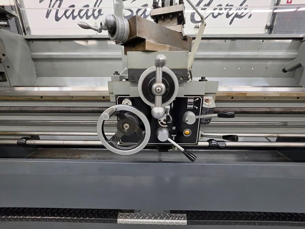 22" x 80" Kent #CS-2280, Precision Lathe, 14.2" socs, 30.7" swing over gap, 10.2" X, 12" 3-jaw chuck, 16" - Image 10