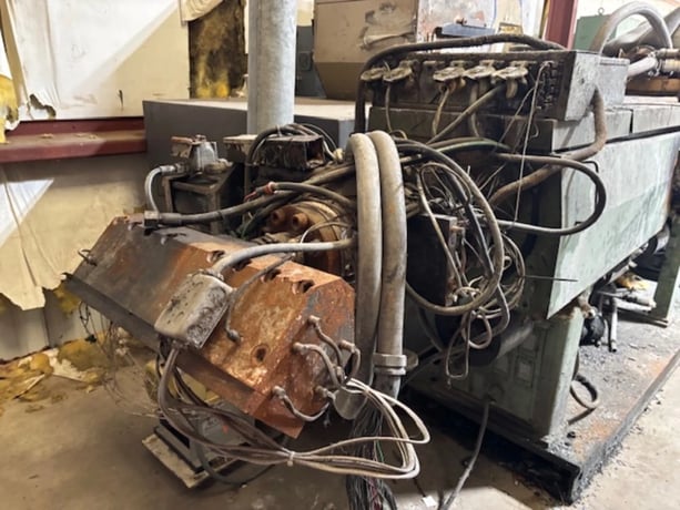 NRM single screw extruder, 34:1 L/D, air cooled, vented, 300 HP DC motor - Image 2
