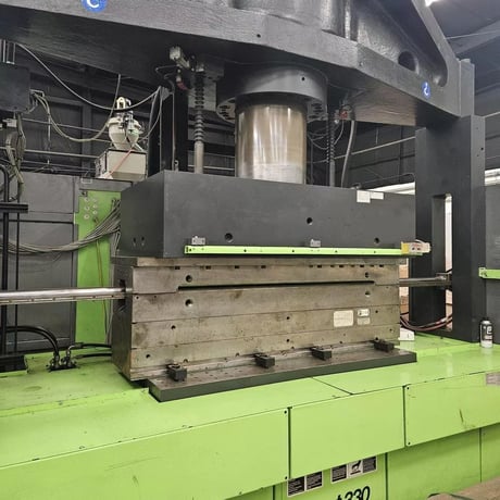 300 Ton, 63.6 oz., Engel #Insert-3550H/330US, insert injection molding machine, 59" x 29.5" platens, CC200 - Image 8