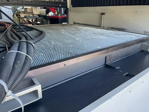 Coherent #Meta-10C, CNC laser cutting system, 2,500 watt, 4' x 4' table, 50" x 50" work range, 2015 - Image 4