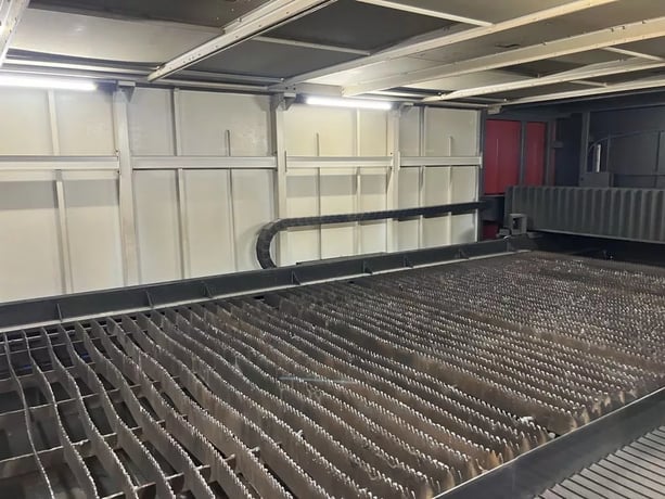 Mitsubishi #ML4020GX-F80, CNC fiber laser cutting system, 8,000 watt, 6.5' x 13.1' table, 1,412 hours - Image 9