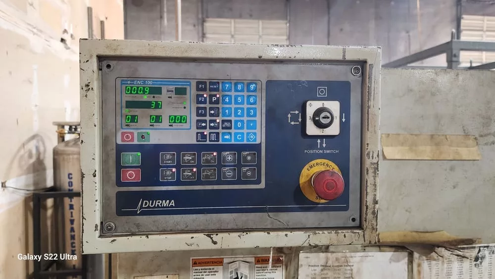 1/4" x 10' Durma #DHGM-3006, hydraulic shear, Durma ENC 100 Control, 36" back gauge, 2002 - Image 3