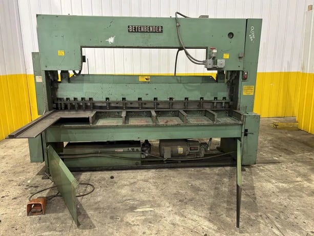 1/4" x 8' Betenbender #8-1/4, hydraulic shear, powered back gauge, 15 HP, 1988 - Image 2
