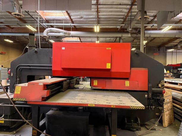 33 Ton, Amada #Pega 357, CNC Turret Punch, 58 Stations, 50" x 72" Travels, 1/4" Capacity, 04PC Control, 1997 - Image 3