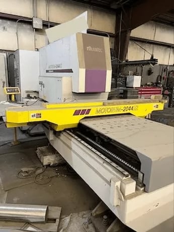 22 Ton, Murata #Motorum-2044EZ, CNC Turret Punch, 22 Stations, 49.21" x 49.21" Sheet, 1/4" Max Thickness, 2004 - Image 2