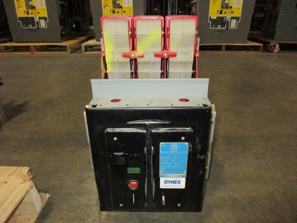 225 Amps, ITE, K-225, manually operated, drawout, Red/Black - Image 4