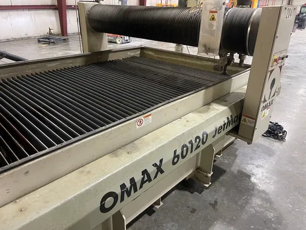 Omax #60120, CNC waterjet cutting system, 6.5' x 12' table, 40 HP pump, 60,000 PSI, Omax PC Control, 2019 - Image 2