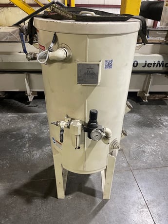 Omax #60120, CNC waterjet cutting system, 6.5' x 12' table, 40 HP pump, 60,000 PSI, Omax PC Control, 2019 - Image 6