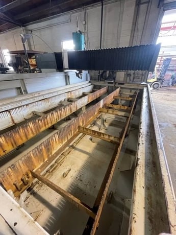 Flow #Mach-200-4020-Pivot-Plus, CNC waterjet cutting system, 6.6' x 13.1' table, 30 HP pump, 60,000 PSI - Image 5