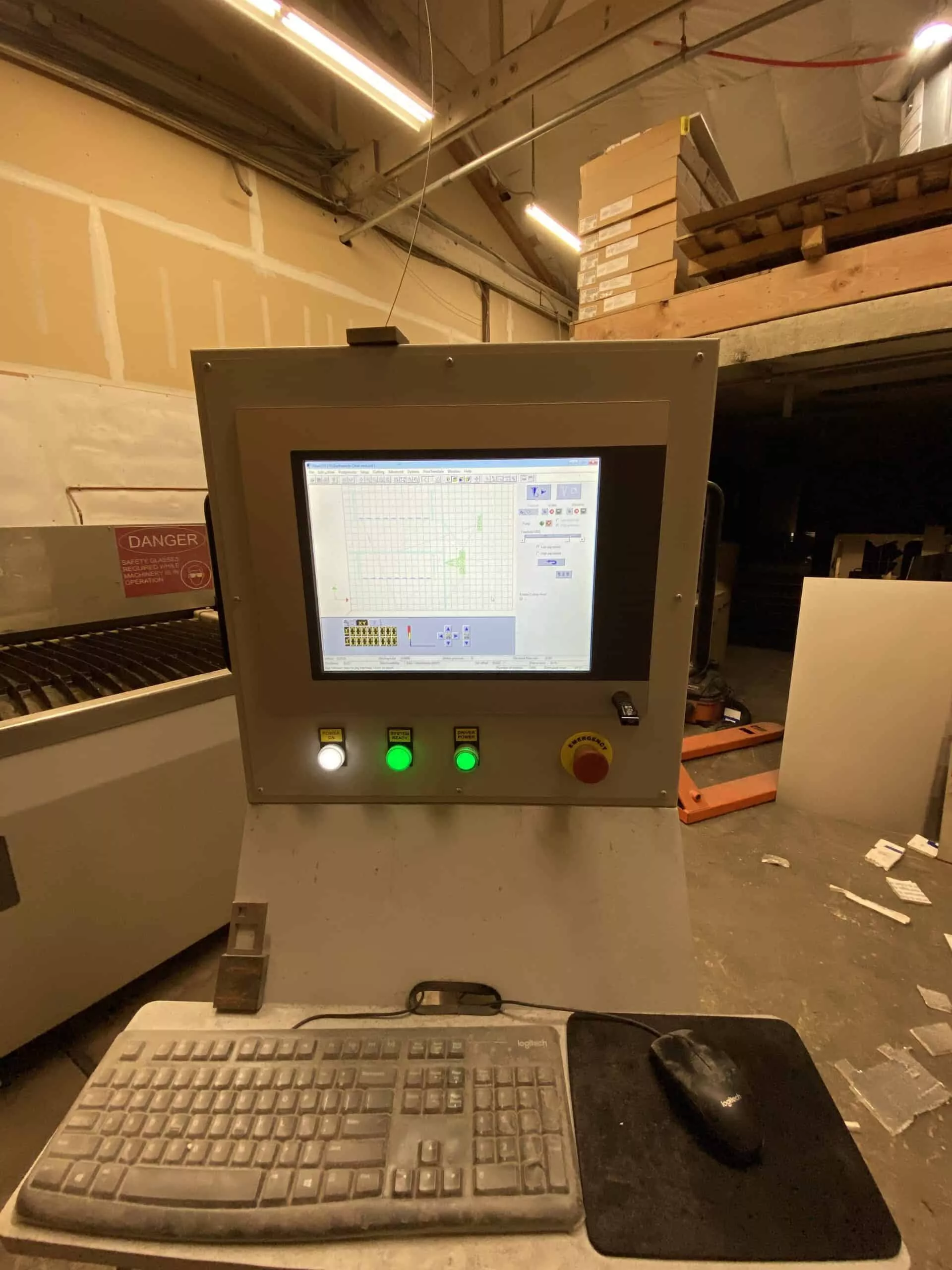 Flow #Mach-100-1313, CNC waterjet cutting system, 4.3' x 4.3' table, 30 HP pump, 60,000 PSI, Flowmaster - Image 7