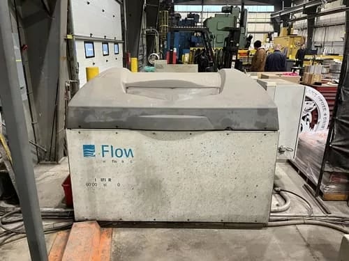 Flow #Mach-4-4030c, CNC waterjet cutting system, 10.2' x 13.1' table, 50 HP pump, 60,000 PSI, Flowmaster - Image 8