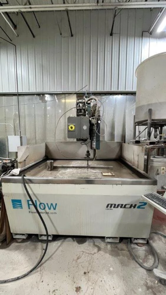 Flow #Mach-2-1313b, CNC waterjet cutting system, 4' x 4' table, 30 HP pump, 60,000 PSI, 2014 - Image 2