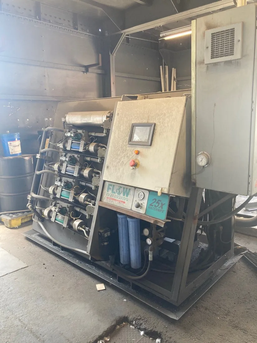 Flow #Waterknife-25X, waterjet intensifier pump, 200 HP, 60,000 PSI, 2006 - Image 2