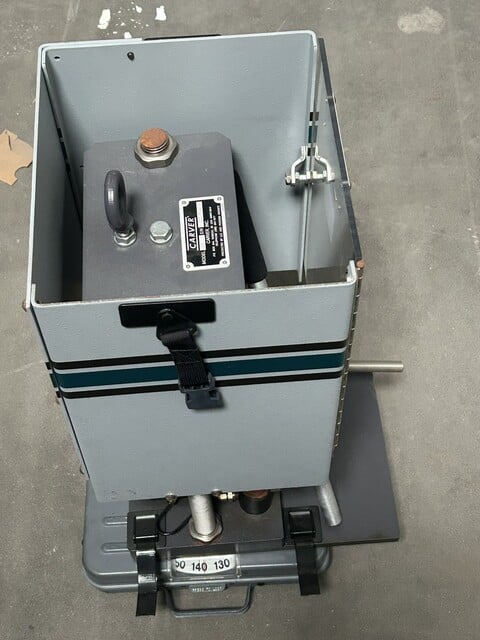 Carver #3850, Bench-Type Manual Hydraulic Press - Image 7