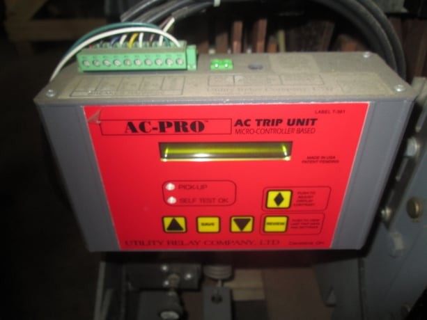1600 Amps, General Electric, AK-1-50-7, manually operated, drawout, w/AC-PRO - Image 3