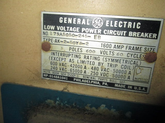 1600 Amps, General Electric, AK-2-50Y3-2, manually operated, drawout - Image 2