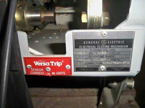 1600 Amps, General Electric, akr- 9d-50h, electrically operated, manually operated, drawout - Image 3