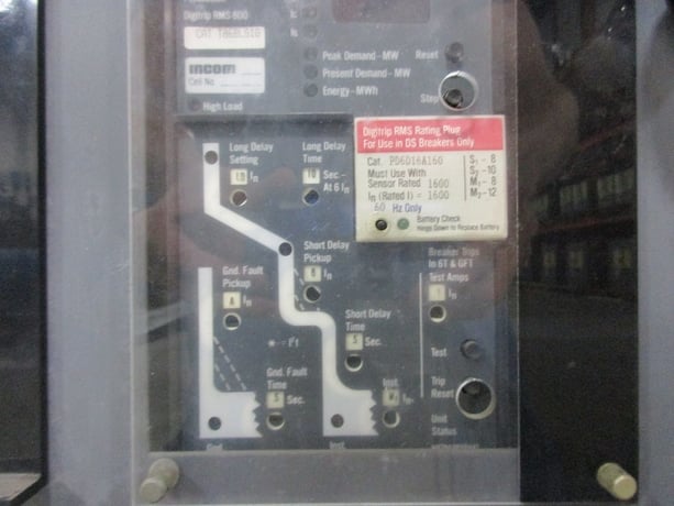 1600 Amps, Westinghouse, DS-416H, manually operated, drawout - Image 3