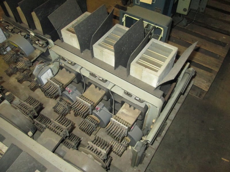 1600 Amps, Allis-Chalmers, LA-1600, electrically operated, manually operated, drawout - Image 3