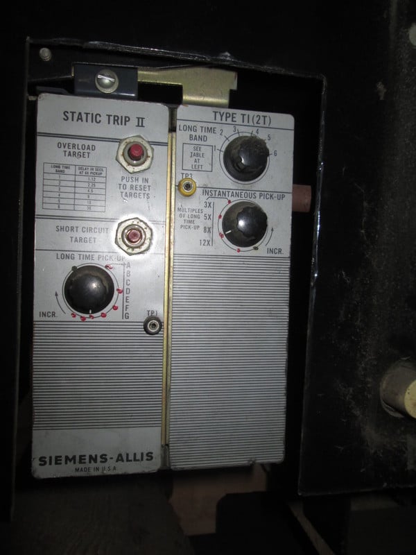 1600 Amps, Allis-Chalmers, la- 50, manually operated, drawout - Image 3