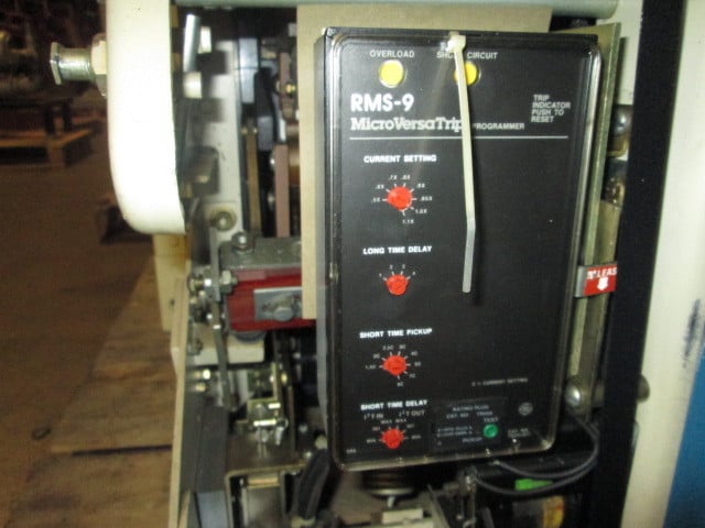 3000 Amps, General Electric, ak- 3a-75, electrically operated, manually operated, drawout - Image 4
