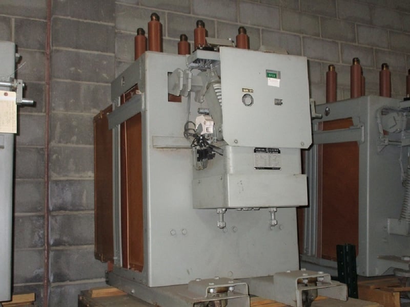 1200 Amps, General Electric, am-13.8- 500h-4 - Image 1