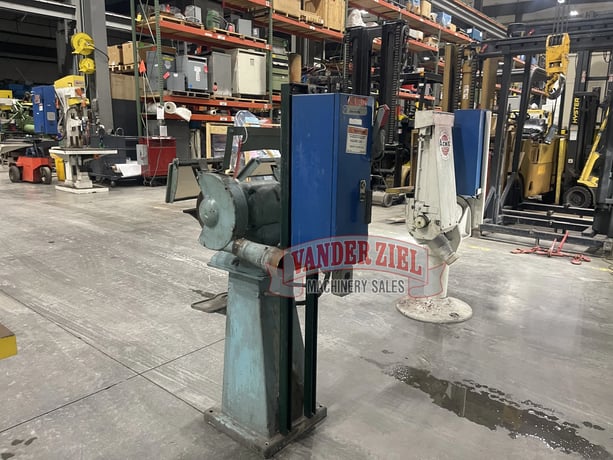 10" Pedestal Grinder, 220 V. - Image 5