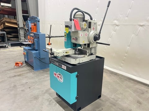 12.5" KMT #C316, Manual Cold Saw, 45° Left / 60° Right Miter, 2022 - Image 1