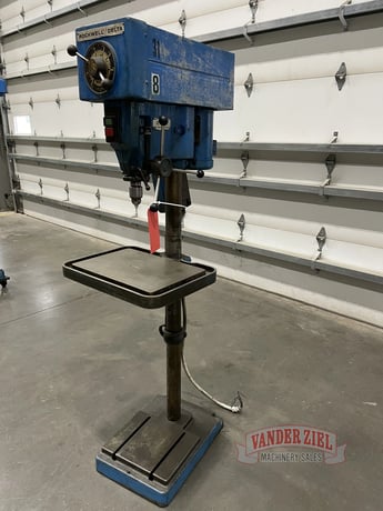 15" Rockwell Delta #15-655, Drill Press, 11" x 14" Table, 425-4700 RPM, 6" Quill Stroke - Image 2