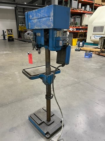 15" Rockwell Delta #15-655, Drill Press, 11" x 14" Table, 425-4700 RPM, 6" Quill Stroke - Image 4