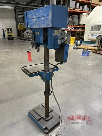 15" Rockwell Delta #15-655, Drill Press, 11" x 14" Table, 425-4700 RPM, 6" Quill Stroke - Image 4