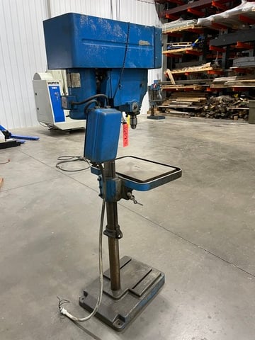 15" Rockwell Delta #15-655, Drill Press, 11" x 14" Table, 425-4700 RPM, 6" Quill Stroke - Image 5