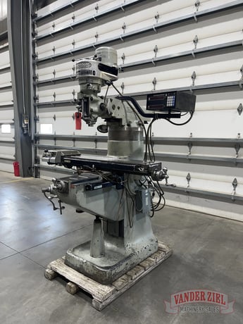 Bridgeport Step Pulley Vertical Knee Mill, 9" x 42" Table, 1 HP, R8, Powerfeed, 2-Axis digital read out, 4" - Image 2