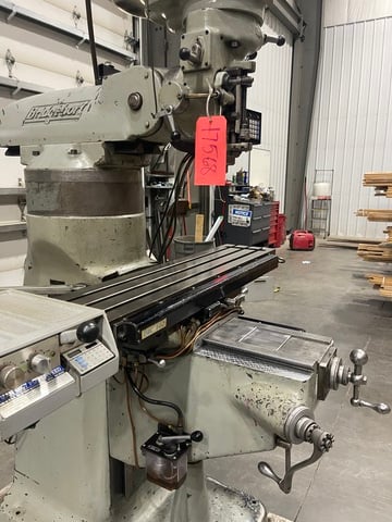 Bridgeport Step Pulley Vertical Knee Mill, 9" x 42" Table, 1 HP, R8, Powerfeed, 2-Axis digital read out, 4" - Image 6
