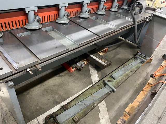 10 gauge x 8' Cincinnati #1008, Mechanical Power Squaring Shear, 24" Back Gauge, 65 SPM, 5 HP, automatic lube - Image 3