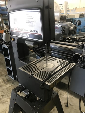 12" x 6.5" Craftsman #113-243311, Vertical Band Saw, 12-1/2" x14" table, 1/8"-1/2" x 80" blade, 0.5 HP - Image 2