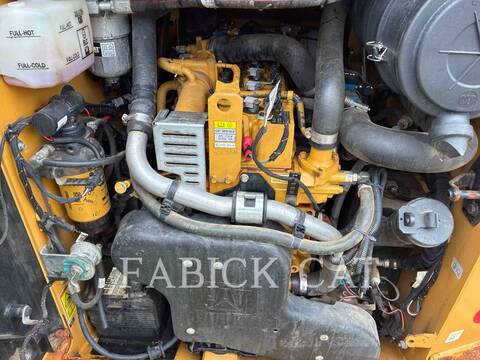 Cat 242D3 C3H3, Skid Steer Loader, 1030 hours, S/N: HSX01475, 2021 - Image 7