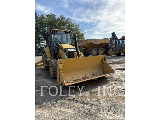 Cat 450-07, Backhoe Loader, 1039 hours, S/N: KJH00261, 2019 - Image 2
