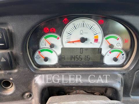 Caterpillar 740, Articulated Truck, 14551 hours, S/N: B1P05571, 2010 - Image 5