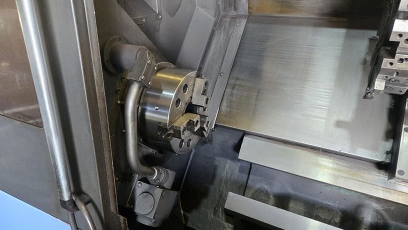 Daewoo Doosan #Puma-300LC, CNC lathe, Fanuc 21iTB, 23.2" swing, 50.4" centers, 12" chuck, 4" bar, 2007 - Image 4
