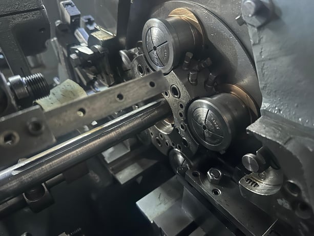 Davenport #Long-Bed, 5 spindle, 3/4" cap., stock reel & stand, chip conveyor, noise tamer, serial #8668-L - Image 4