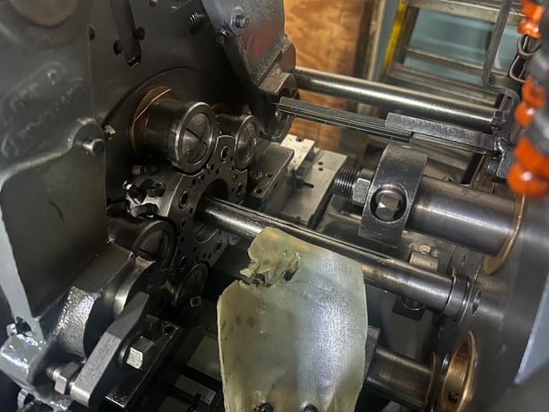 Davenport #Long-Bed, 5 spindle, 3/4" cap., stock reel & stand, chip conveyor, noise tamer, serial #8668-L - Image 8