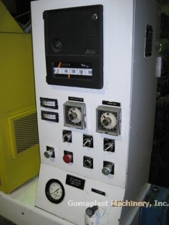 30 Ton, PHI #S3018125-2XSS-KMS5-X, Press, 18-1/2" x 12-1/2" platens, 1.5 HP, 1980 - Image 2