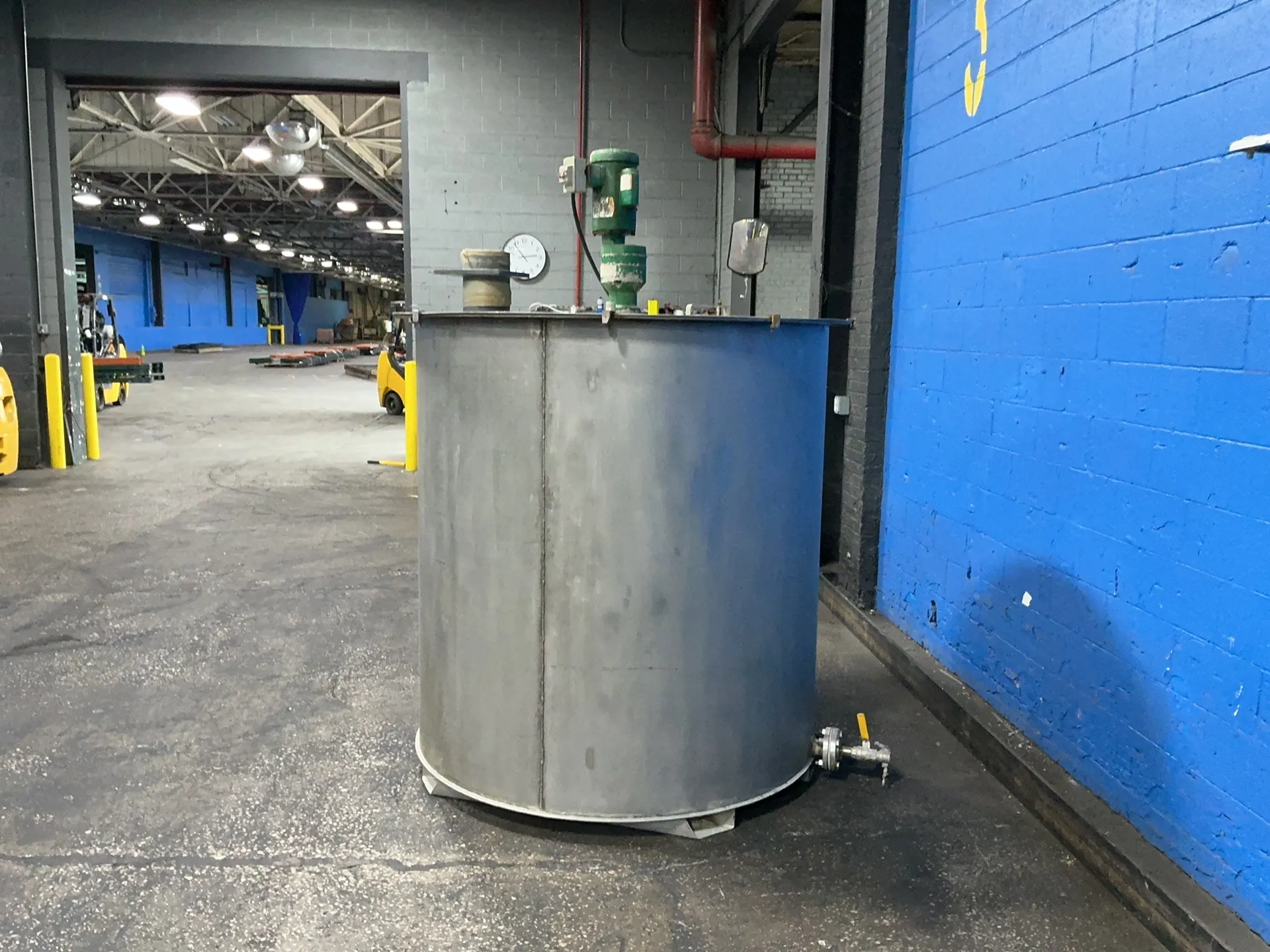 approx. 974 gallon Stainless Steel Tank - Image 6