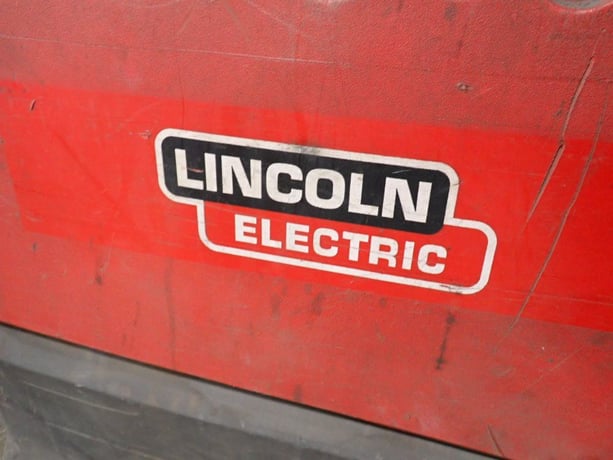 Lincoln Electric Fume Extractor - Image 9