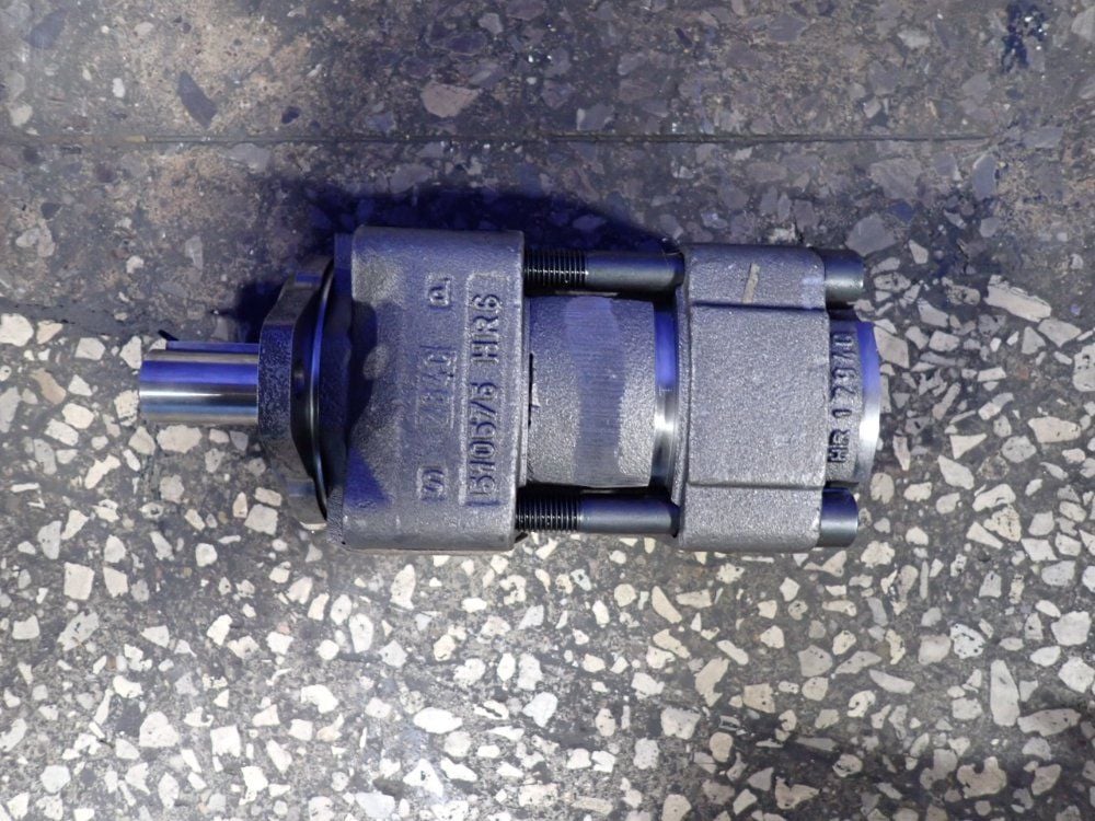 Bucher Hydraulics #QX43-032R09, Internal Gear Pump, 320 Bar - Image 2
